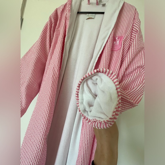 Frette Royal Hawaiian Waikiki luxury collection bathrobe dressing robe!Swim & ☀️ - Picture 13 of 13